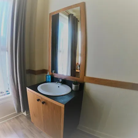 ゲストハウス Pillar *